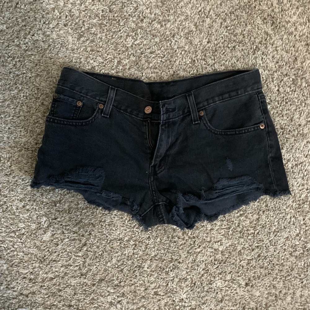 Levi’s black jean short, size 28 NWOT